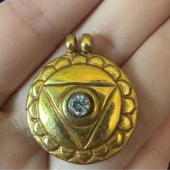 Throat Chakra Amulet Pendant Gold Colored Signed - Picture 3 of 5